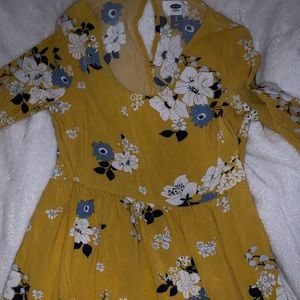 Old navy long sleeved dress